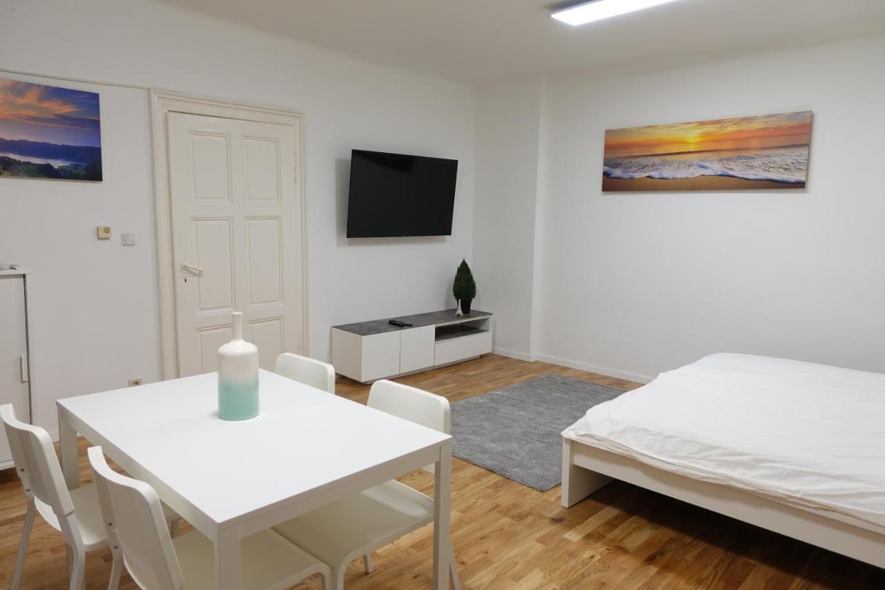 Comfortable In Central Apartamento